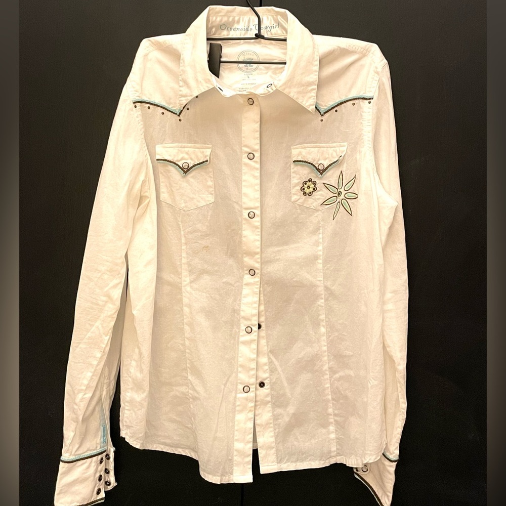 Oceanside Cowgirl Embroidered Pearl-snap